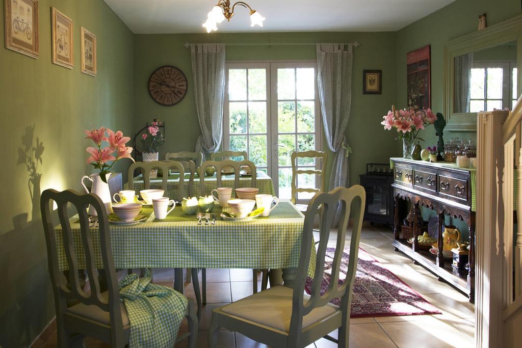 Bed and Breakfast Le Domaine De L'Arche à Plouasne Extérieur photo
