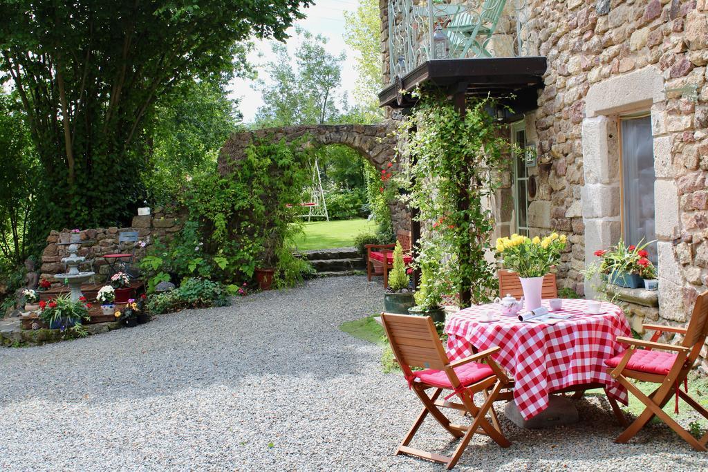 Bed and Breakfast Le Domaine De L'Arche à Plouasne Extérieur photo