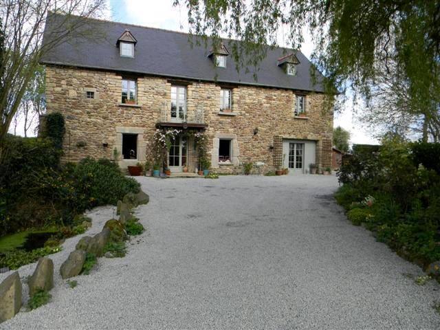Bed and Breakfast Le Domaine De L'Arche à Plouasne Extérieur photo